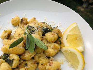 Bild: Gnocchi mit gebrunter Salbeibutter